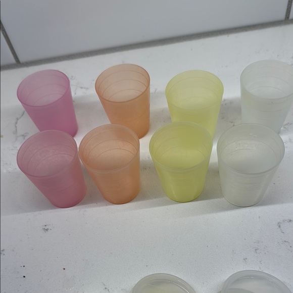 Tupperware Colorful tiny Set (8) - Picture 3 of 3